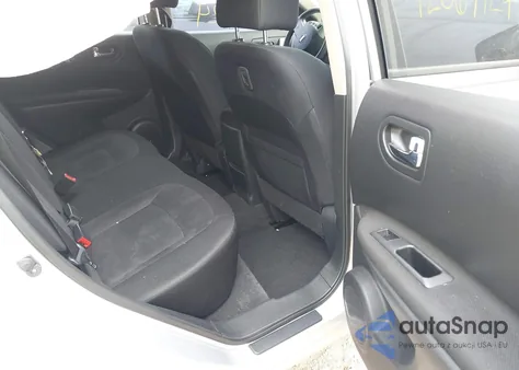 2013 Nissan Rogue S z USA, uszkodzony, nr VIN JN8AS5MT3DW523326